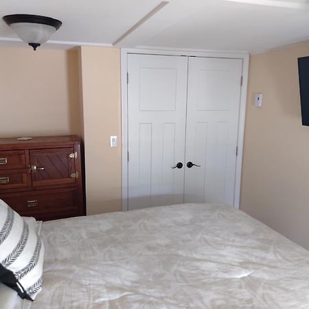 Maple Leaf Lodge Schroon Lake Екстер'єр фото