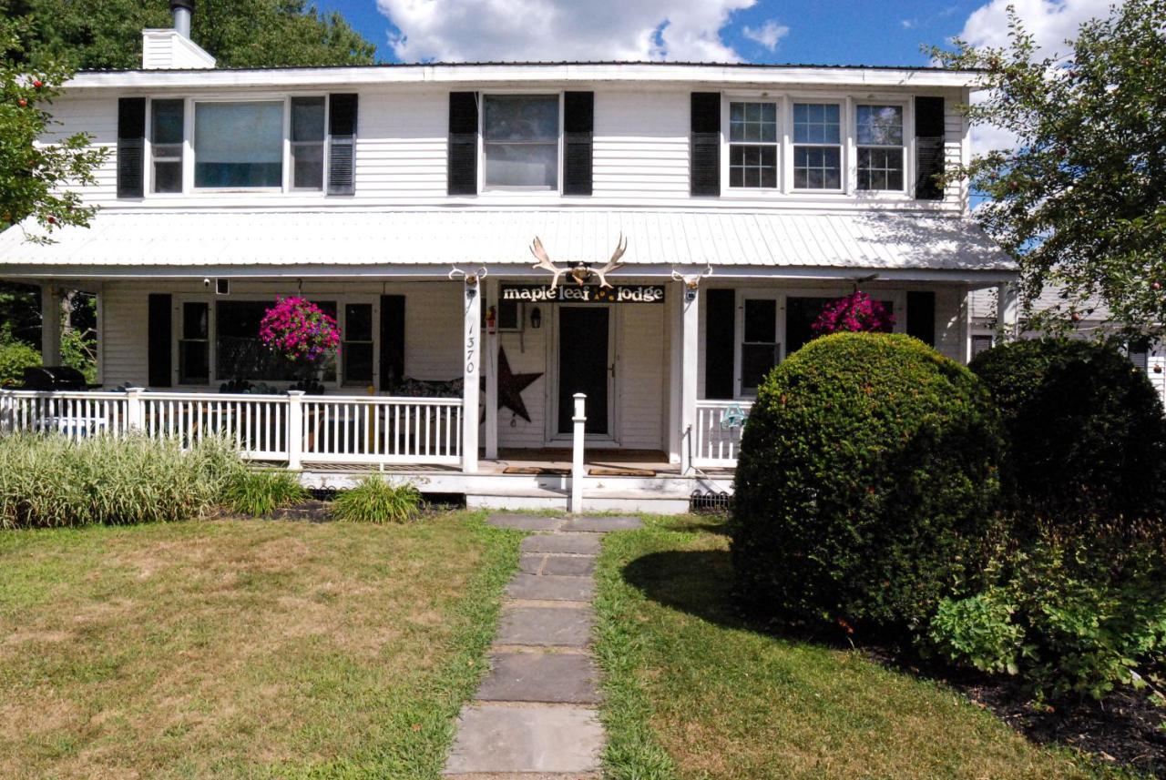 Maple Leaf Lodge Schroon Lake Екстер'єр фото