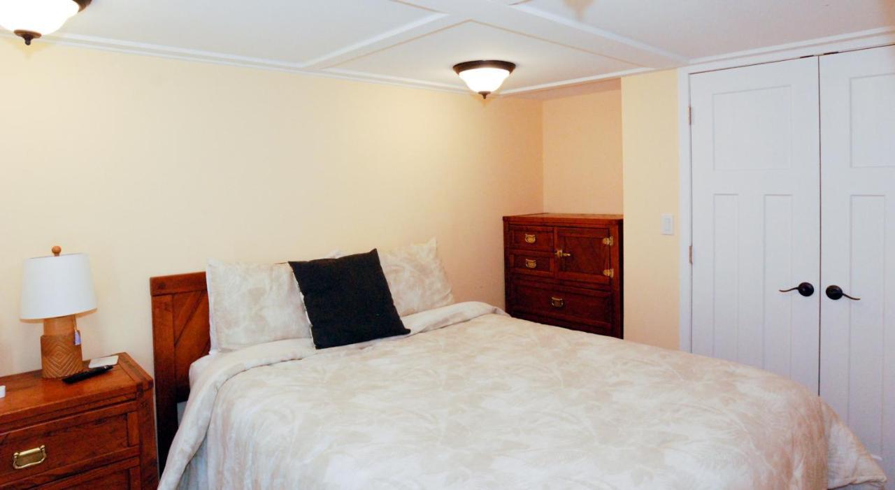 Maple Leaf Lodge Schroon Lake Екстер'єр фото